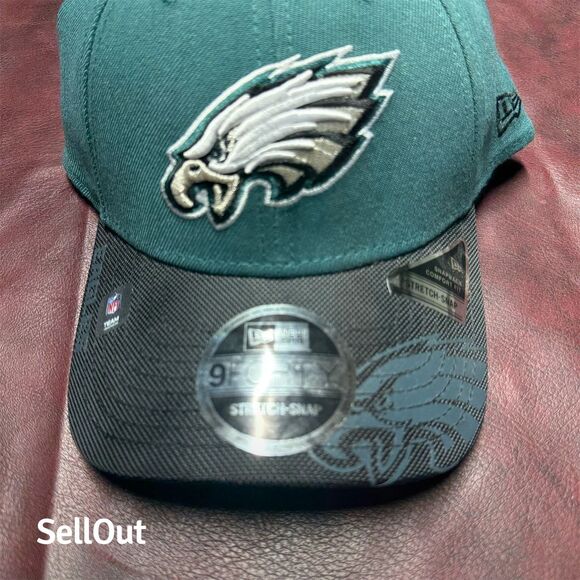 Philadelphia Eagles New Era 9FORTY Adjustable Strap Hat Green Unisex - Picture 1 of 4